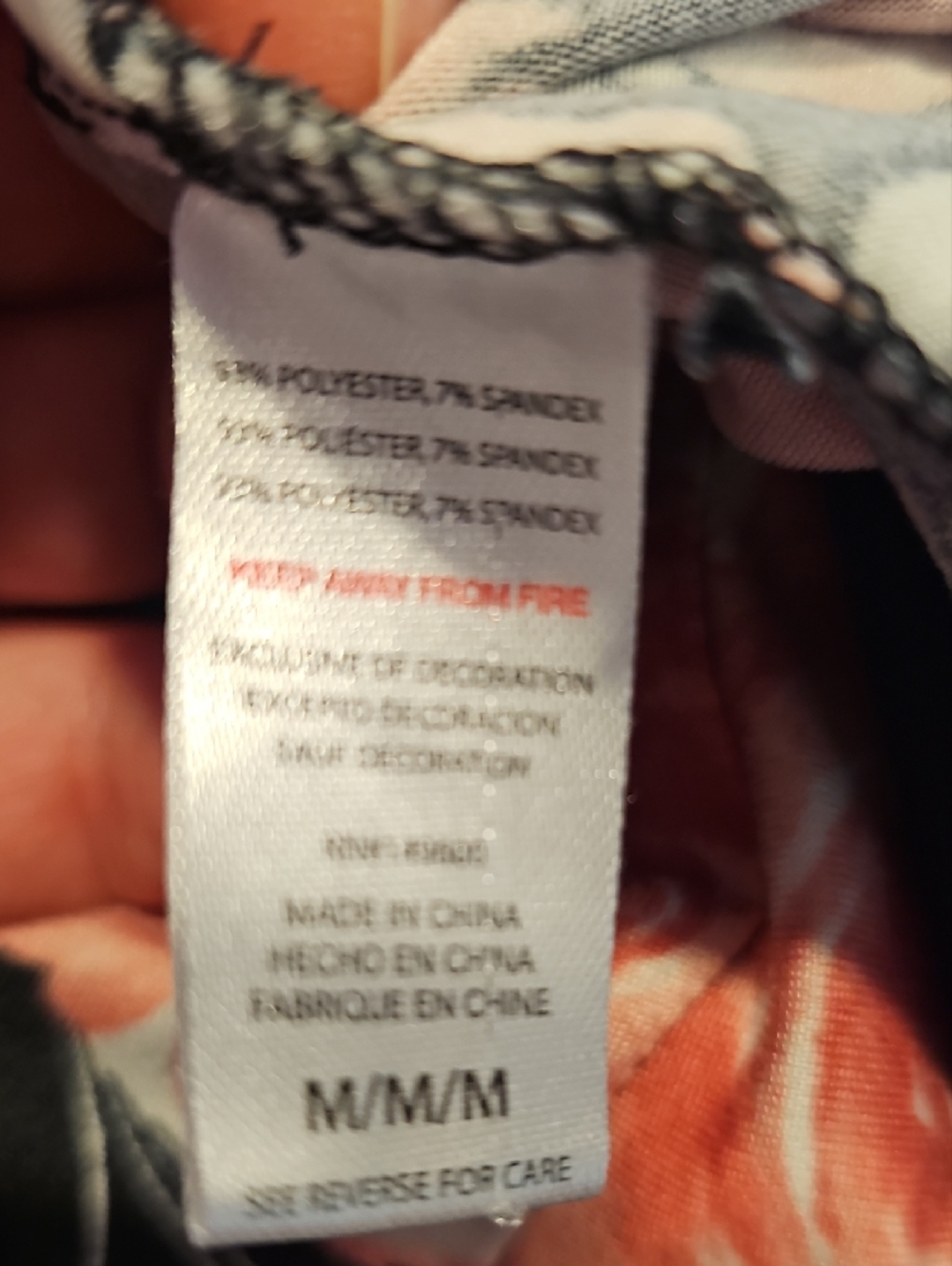 Floral Robe - Black with Pink Roses - Picture 7 of 9